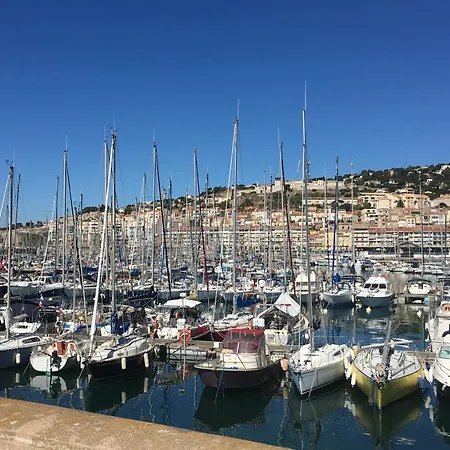 شقة Bel T2 Proche Avec Parking Privatif - Fr-1-338-623